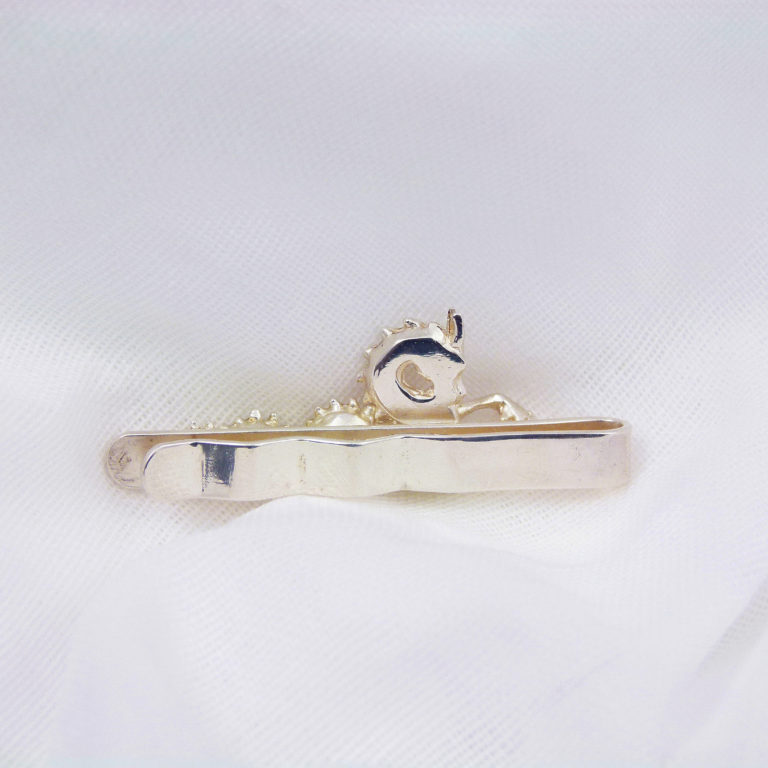 Pince à cravate Chimère Argent revers